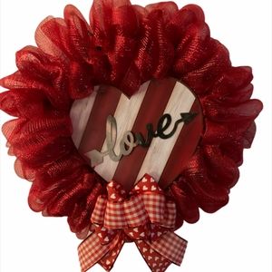 Valentines "love" Wreath
